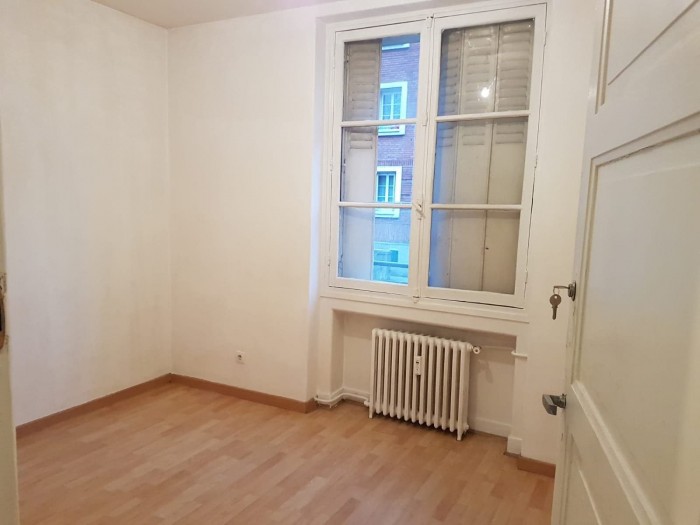 Appartement 3 pièces à vendre - 65 m² - Saint-Ouen