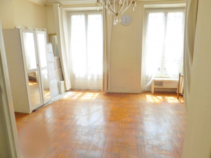 Appartement 5 pièces à vendre - 95 m² - Paris